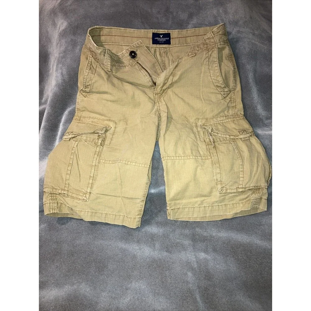 AE American Eagle Mens 26 Tan Cargo Longboard Shorts